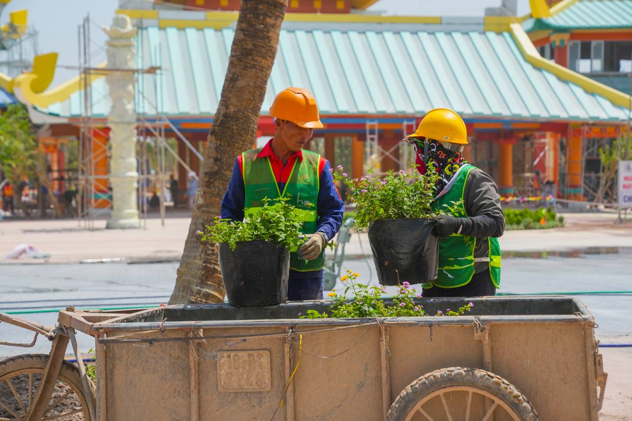 Hàng trăm tỷ đồng phủ xanh đô thị nghỉ dưỡng Sun Group tại Nam Hà Nội- Ảnh 6. Hàng trăm tỷ đồng phủ xanh đô thị nghỉ dưỡng Sun Group tại Nam Hà Nội- Ảnh 6.