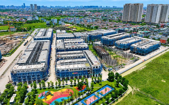 Rời ngõ nhỏ chật hẹp, người Hà Nội ráo riết tìm nhà phố mới vừa an cư vừa kinh doanh ở đâu?